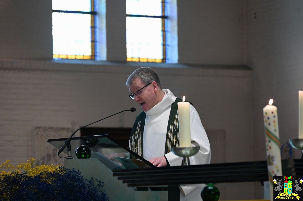 ../Images/Kerkmis 66 jaar Kaninefaaten 044.jpg